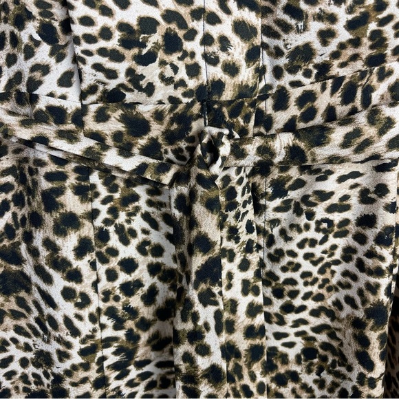 Calvin Klein animal print button down Midi Dress with belt fit & flare size 6 - Picture 3 of 16